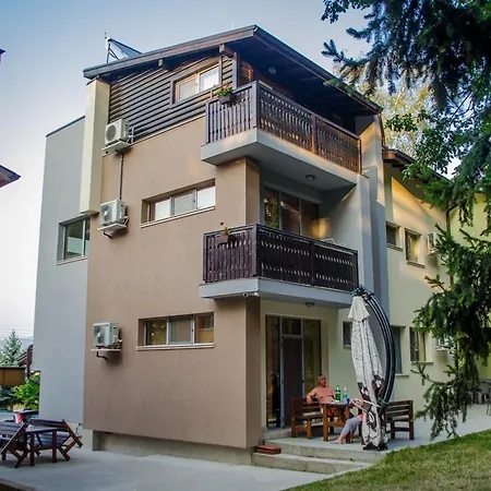 Dinevi 3* Szapareva Banja