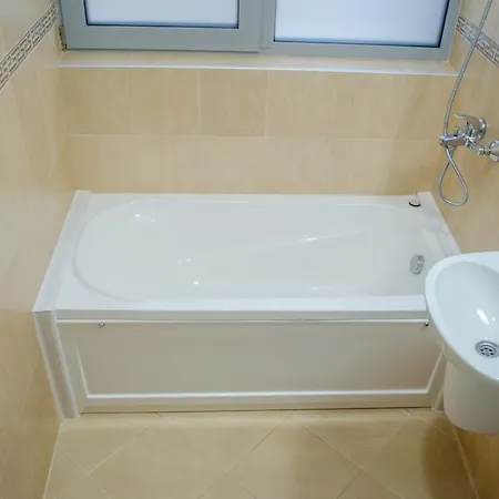 Vendégház Dinevi 3*