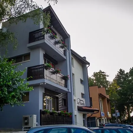 Guest house Dinevi 3*